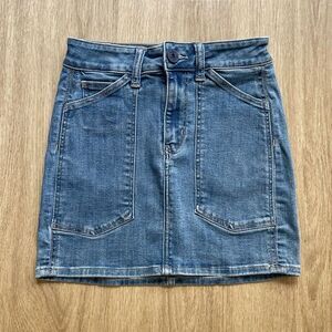 NWOT American Eagle Next Level Stretch High Rise Womens Jean Skirt With Pockets